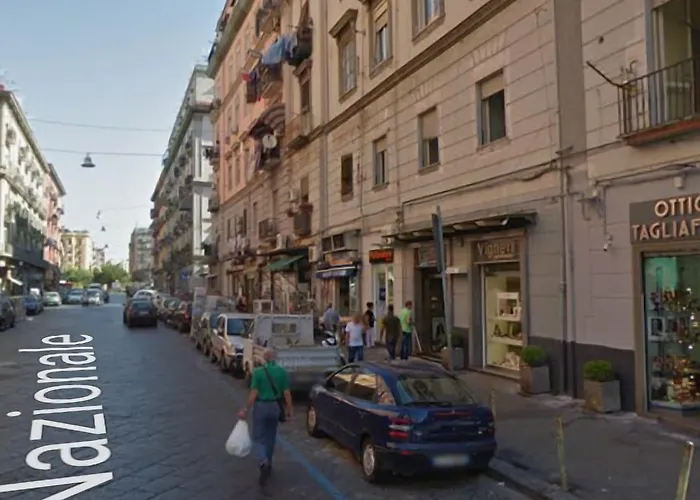 Viva 3* Νάπολη