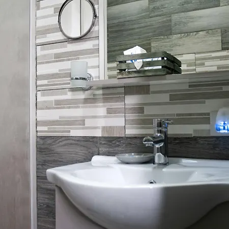 فندق مبيت وإفطار Viva نابولي